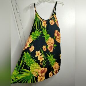 Makai Beach Hawaii (Size L) Multicolored Floral & Pineapple Pattern Shift Dress